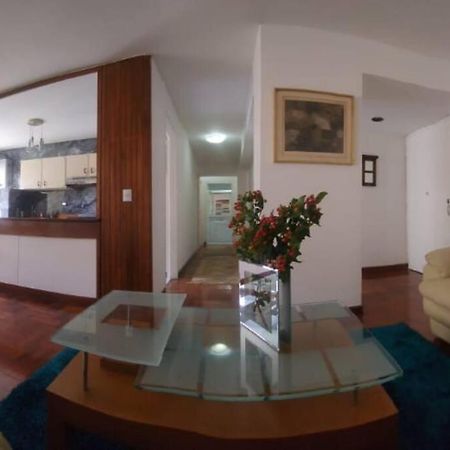 Excelente Ubicacion En Los Palos Grandes Apartman Caracas Kültér fotó