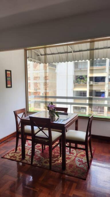 Excelente Ubicacion En Los Palos Grandes Apartman Caracas Kültér fotó